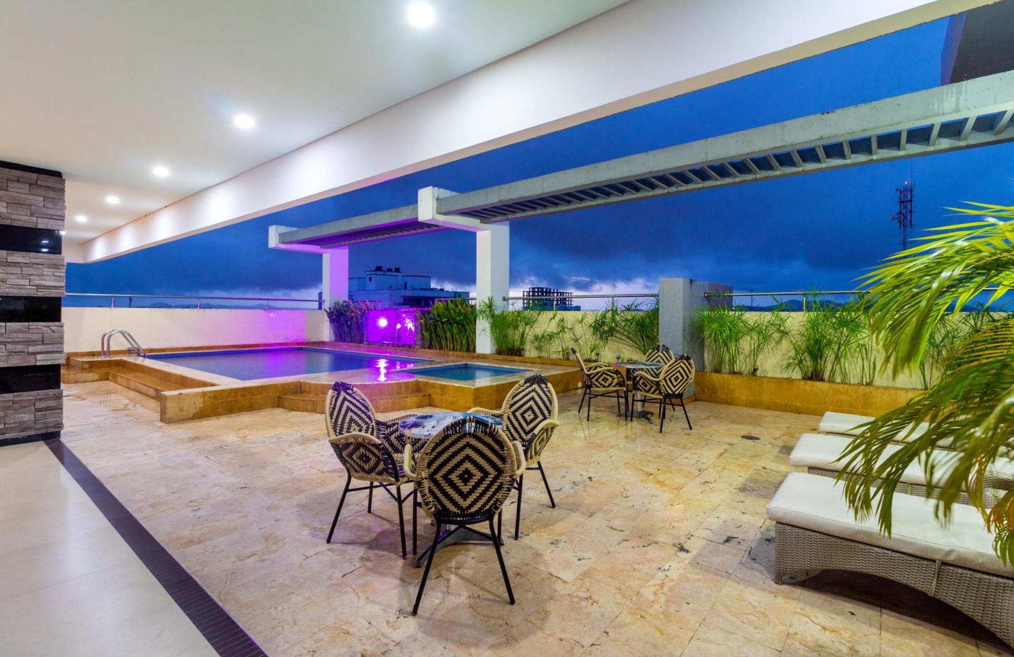 Hotel Baroca Montería Buitenkant foto